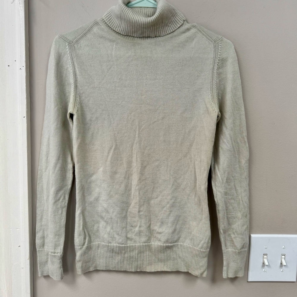 Club Monaco 100% Merino Wool Beige Sweater
